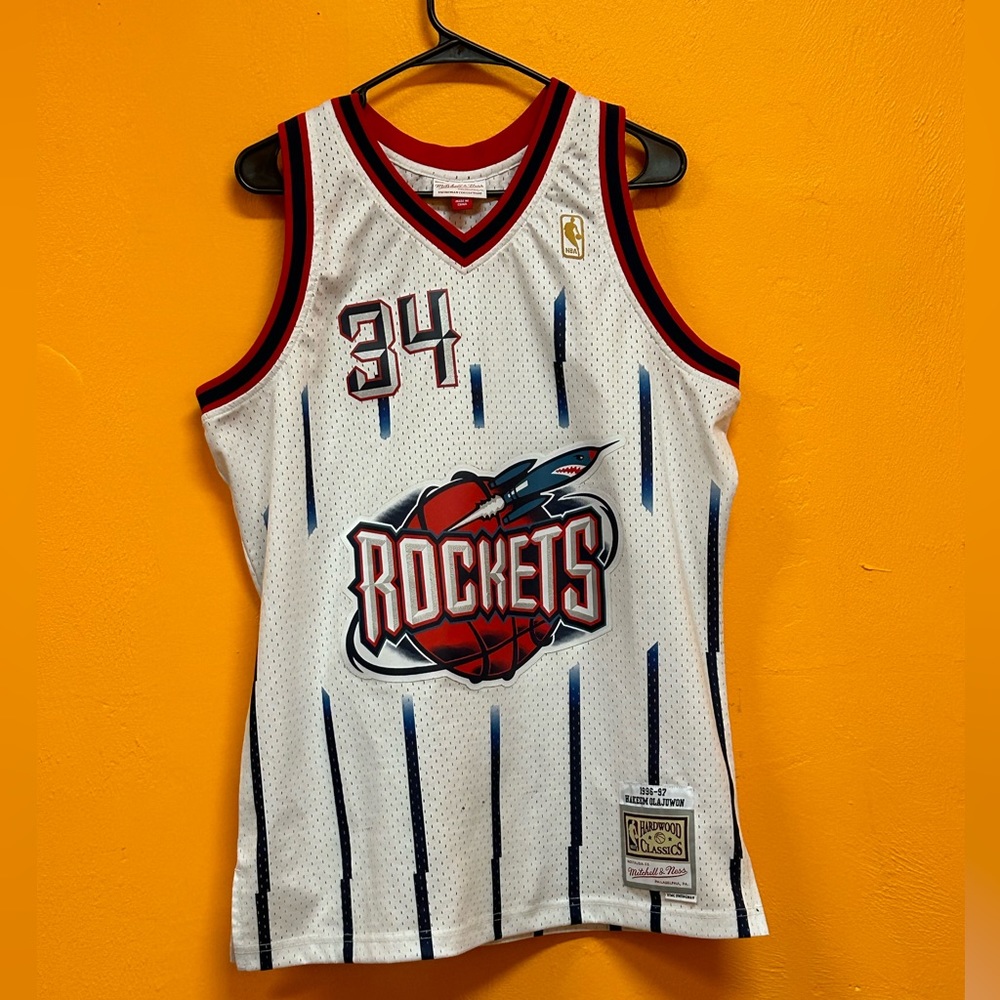 Rockets jersey